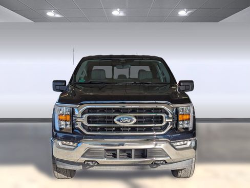 Certified 2022 Ford F150 XLT w/ Equipment Group 302A High image 5