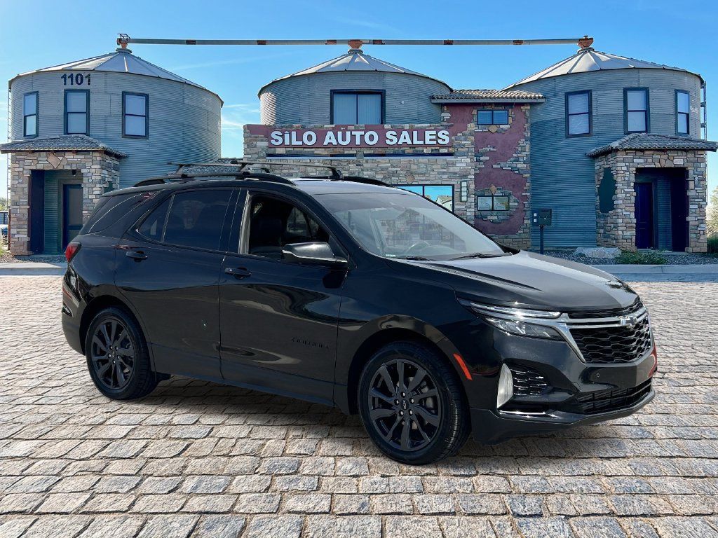 Used 2022 Chevrolet Equinox RS w/ RS Leather Package FWD image 7