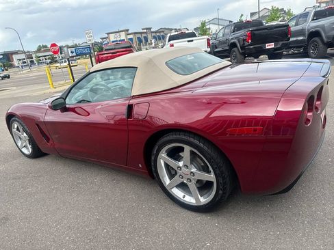 Used 2006 Chevrolet Corvette Convertible w/ Preferred Equipment Group RWD image 3