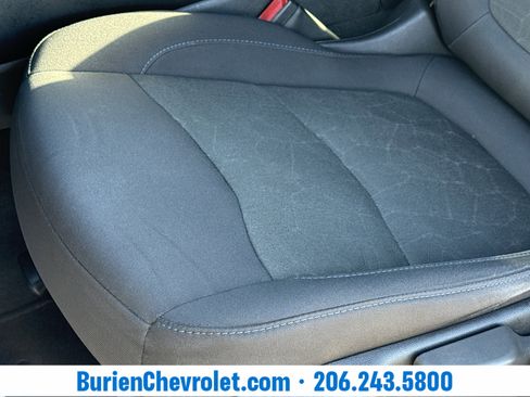 Used 2017 Chevrolet Volt LT image 11