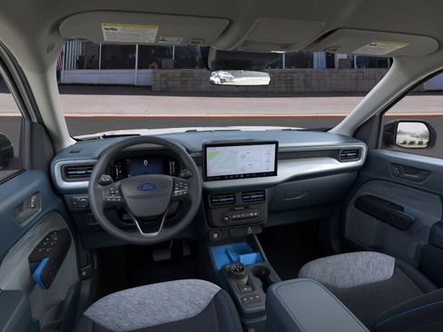 New 2025 Ford Maverick XLT w/ XLT Luxury Package image 9