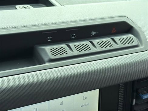 Used 2023 Ford Bronco Black Diamond image 25