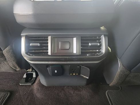 Used 2021 Ford F150 Lariat AWD/4WD image 19