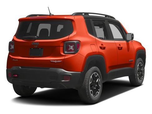 Used 2017 Jeep Renegade Trailhawk w/ Premium Trailhawk Package AWD/4WD image 2