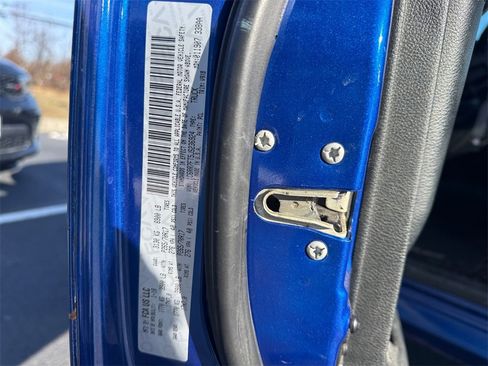 Certified 2018 RAM 1500 Express image 24