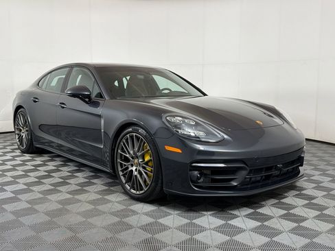 Certified 2022 Porsche Panamera 4 Platinum Edition AWD/4WD image 8