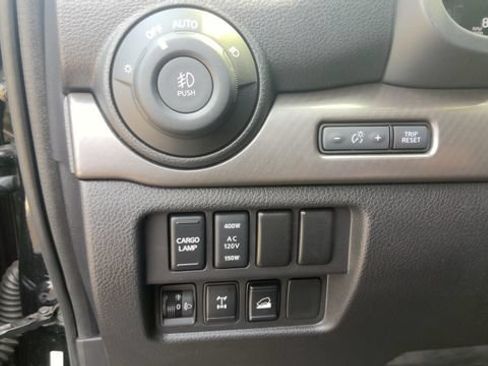 Used 2024 Nissan Titan PRO-4X w/ Pro-4x Utility Package AWD/4WD image 30