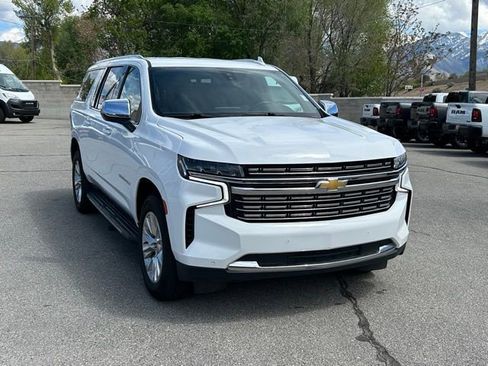 Used 2023 Chevrolet Suburban Premier AWD/4WD image 11