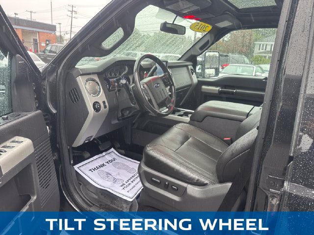 Used 2015 Ford F250 Lariat w/ Lariat Ultimate Package AWD/4WD image 32