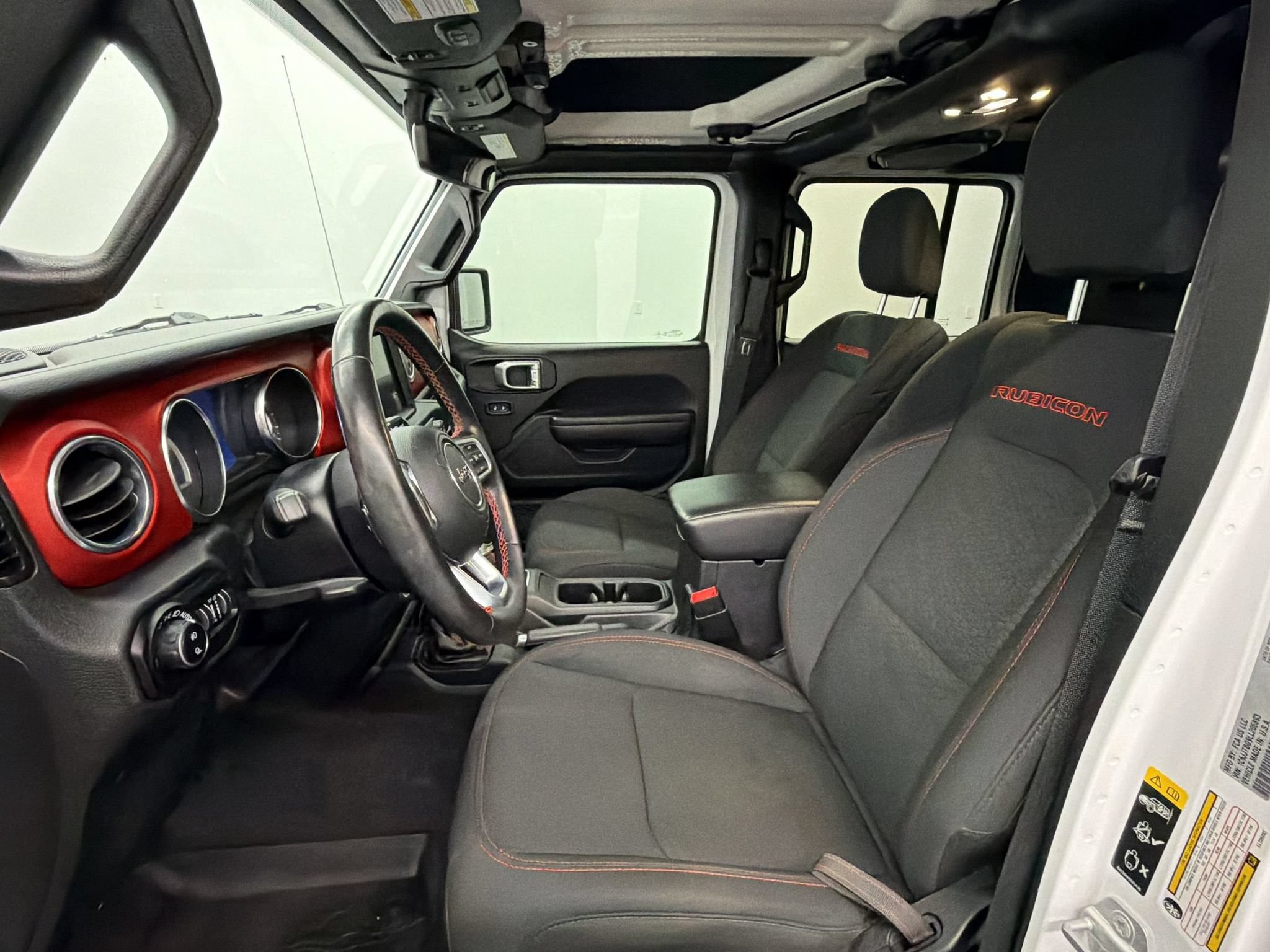 Used 2020 Jeep Gladiator Rubicon AWD/4WD image 5