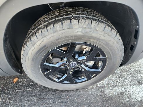 New 2026 Volkswagen Atlas Peak Edition AWD/4WD image 31