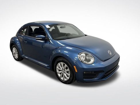 Used 2019 Volkswagen Beetle 2.0T S image 10