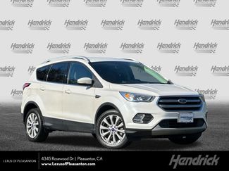 Used 2017 Ford Escape Titanium video 1