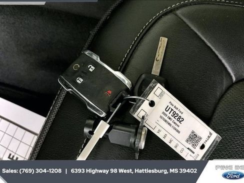 Used 2020 GMC Canyon Denali image 9