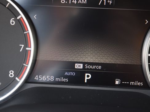 Used 2023 Nissan Rogue SV AWD/4WD image 13
