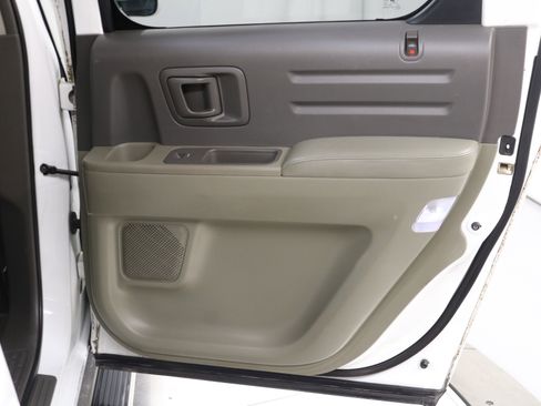 Used 2006 Honda Ridgeline RTL image 19