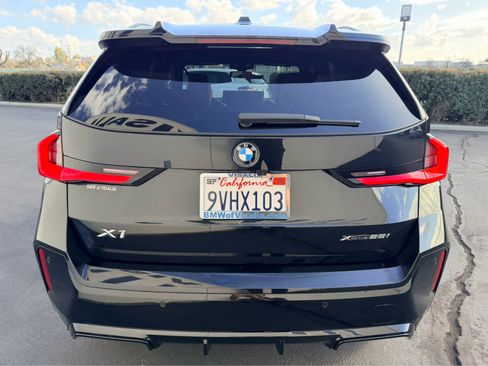 Used 2025 BMW X1 xDrive28i w/ Premium Package image 4