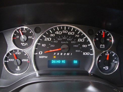 Used 2017 Chevrolet Express 2500 LS image 9