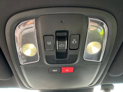 Used 2023 Kia Stinger GT2 image 42