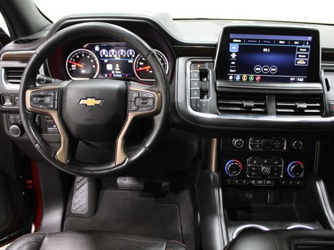 Used 2021 Chevrolet Tahoe High Country w/ Premium Package image 2