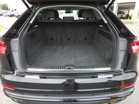 Used 2021 Audi Q8 Prestige w/ Prestige Package AWD/4WD image 23