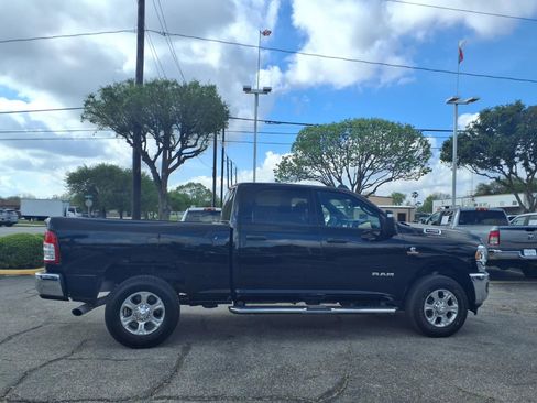 Used 2024 RAM 2500 Big Horn AWD/4WD image 21
