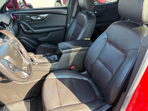 Used 2019 Chevrolet Blazer RS w/ Sun and Wheels Package FWD image 13