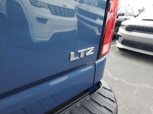 Used 2025 Chevrolet Silverado 2500 LTZ w/ LTZ Plus Package AWD/4WD image 17