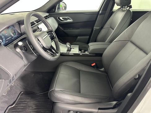 New 2026 Land Rover Range Rover Velar Dynamic SE image 4