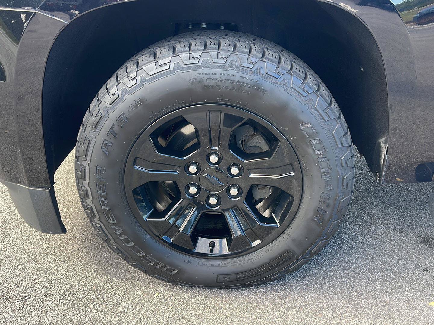 Used 2020 Chevrolet Tahoe LS w/ Enhanced Driver Alert Package RWD image 15
