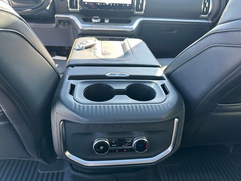 New 2025 Ford Expedition Tremor image 18