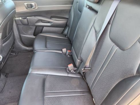 Certified 2023 Kia Sorento S image 12