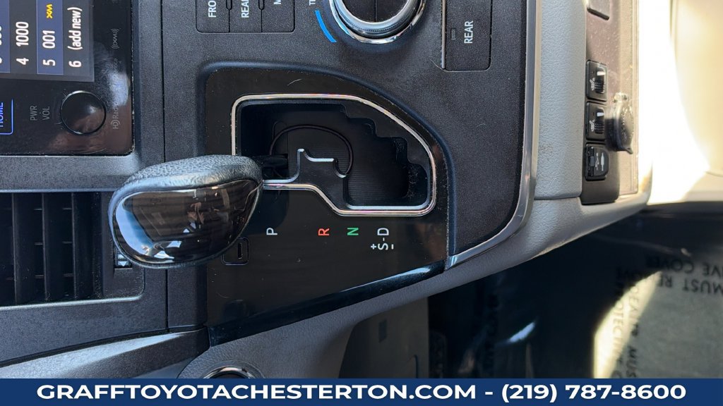 Used 2016 Toyota Sienna XLE FWD image 17