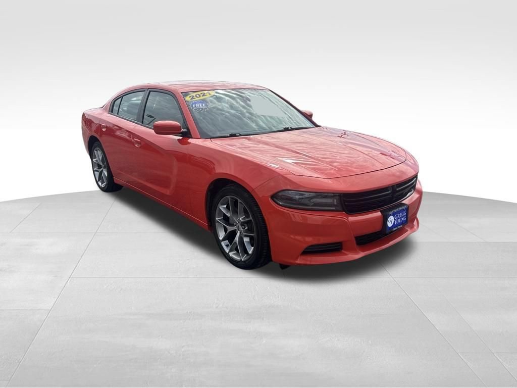 Used 2021 Dodge Charger SXT w/ Plus Group RWD image 9