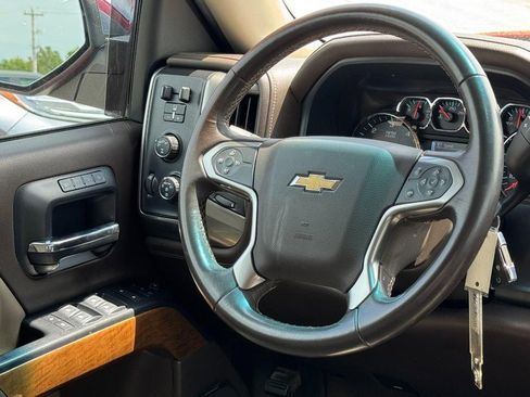 Used 2018 Chevrolet Silverado 1500 LTZ w/ Sport Package AWD/4WD image 12