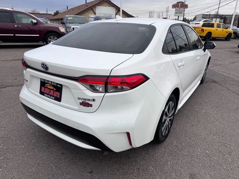 Used 2020 Toyota Corolla LE image 8