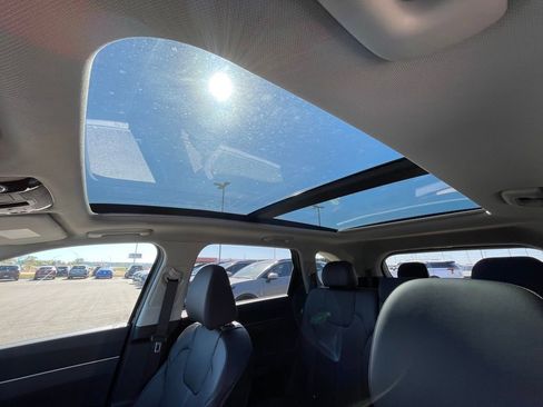New 2026 Kia Sorento S w/ S Panoramic Sunroof Package FWD image 23