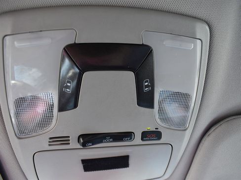 Used 2020 Toyota Sienna LE image 15