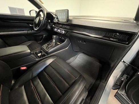Used 2024 Honda CR-V Sport Touring image 11