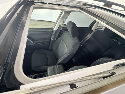 Used 2014 Subaru Forester 2.5i Premium w/ All-Weather Package AWD/4WD image 24