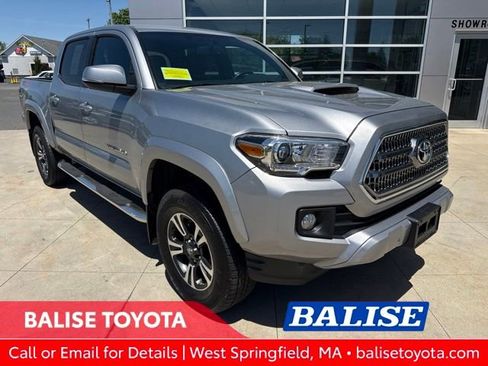 Used 2016 Toyota Tacoma TRD Sport w/ Towing Package AWD/4WD image 1