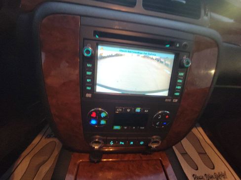 Used 2008 Chevrolet Tahoe LTZ w/ LTZ Preferred Equipment Group image 25