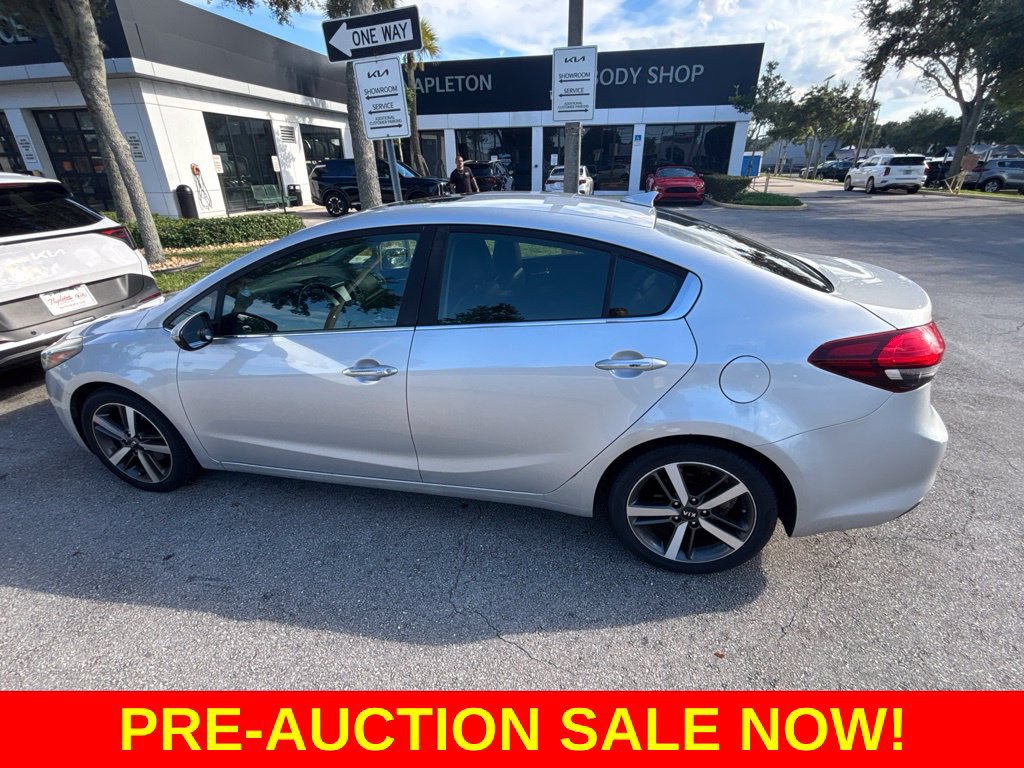 Used 2017 Kia Forte EX w/ EX Premium Plus Package FWD image 3