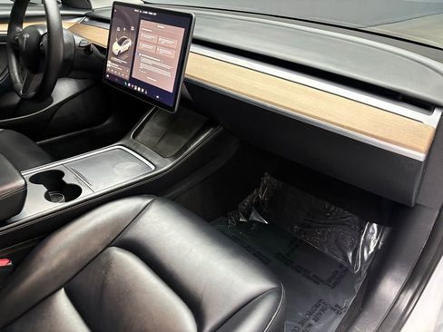 Used 2023 Tesla Model 3 Standard Range RWD image 38