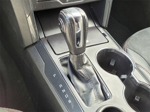Used 2018 Ford Explorer XLT w/ Equipment Group 202A image 21