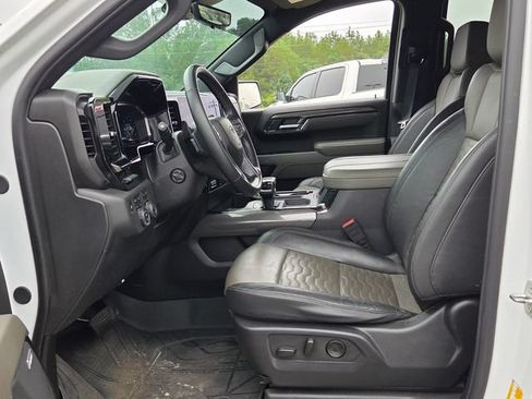 Used 2024 Chevrolet Silverado 1500 ZR2 w/ Technology Package AWD/4WD image 5