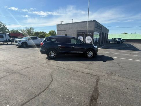 Used 2017 Buick Enclave Convenience FWD image 19