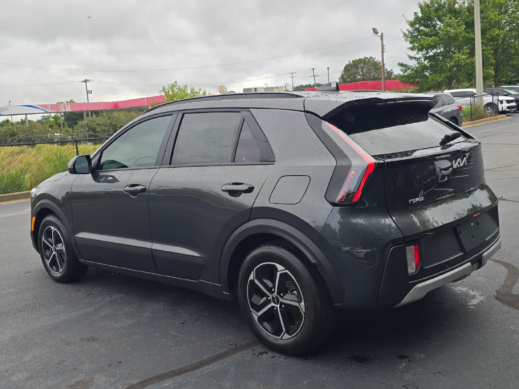New 2027 Kia Niro EX FWD image 5