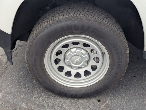 Used 2023 Chevrolet Colorado W/T w/ Safety Package image 14