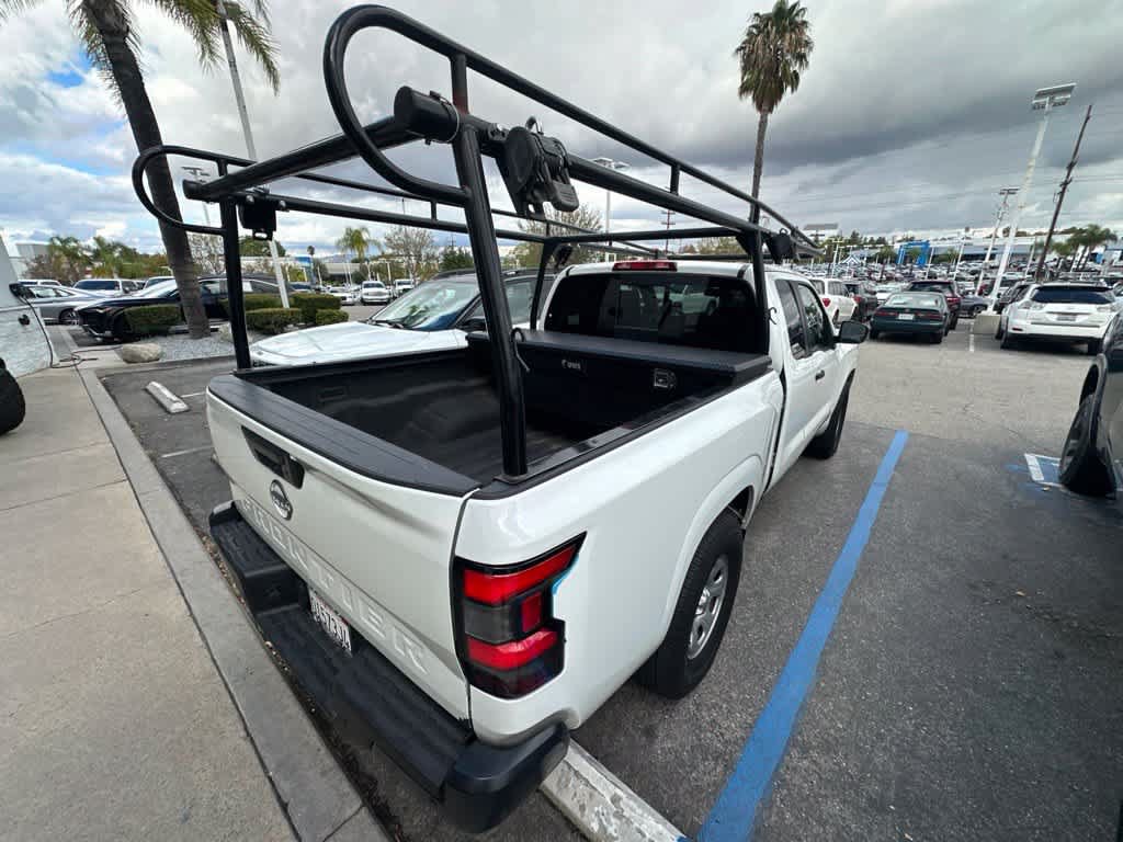 Used 2025 Nissan Frontier S w/ S Utility Package RWD image 3